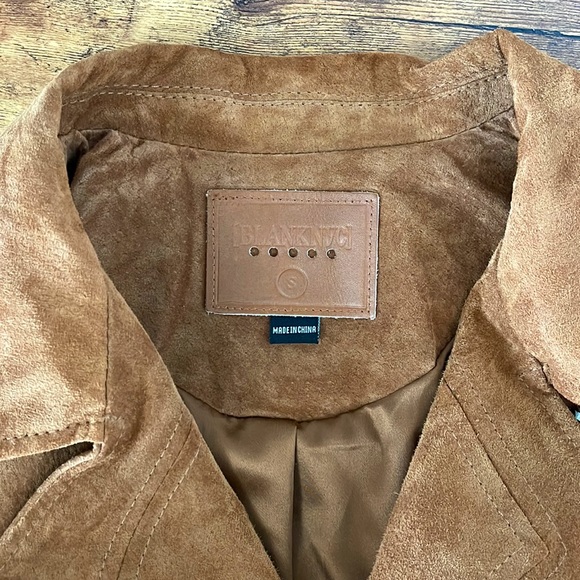 BLANKNYC Women's Cropped Suede Leather Motorcycle Jacket, Light Brown, Size S - Picture 5 of 11